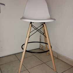 2 Jordan Bar & Counter Stools (Near Fashion Square Mall)