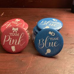 Gender Reveal  Buttons