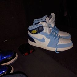 Air Jordan 1 s