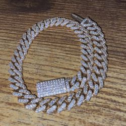 14K Solid Yellow Gold Natural Diamond Cuban Link Bracelet