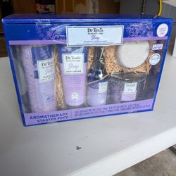 Dr. Teals Lavender 5 Item Bath Kit