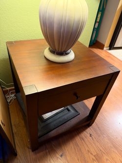 End tables set