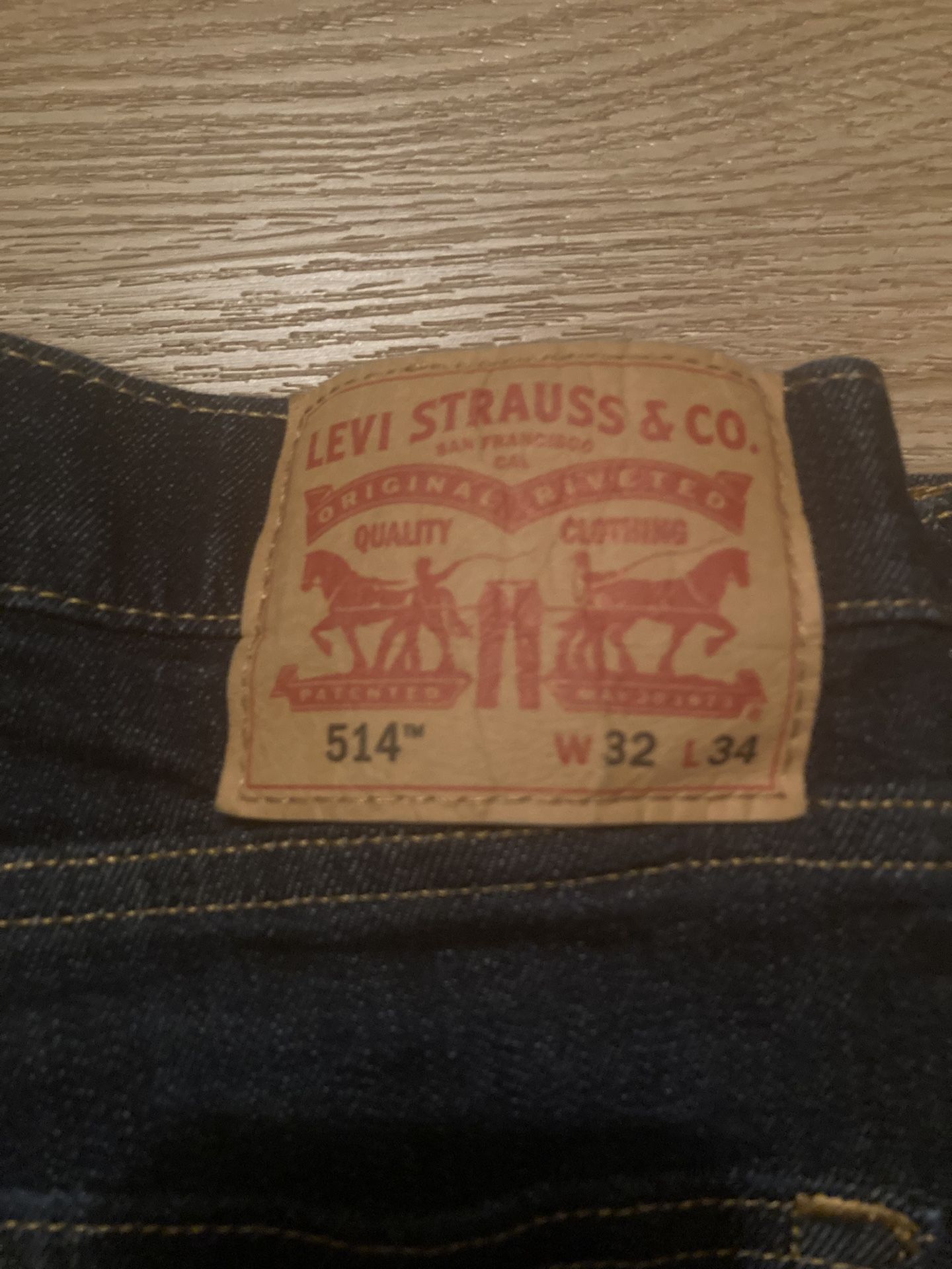 Levis