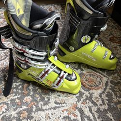 Ski Boots 
