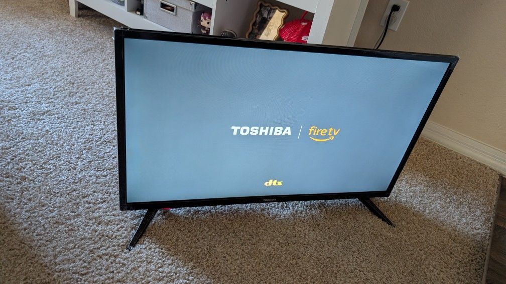 32 inch Toshiba Fire TV with remote