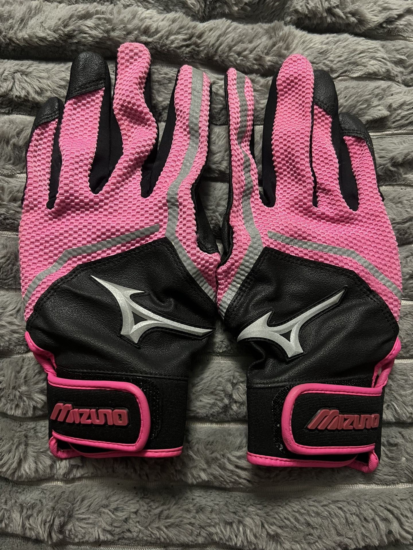 Mizuno Women’s Softball Batting Gloves 