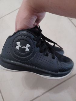 Boys Under Armour Shoes