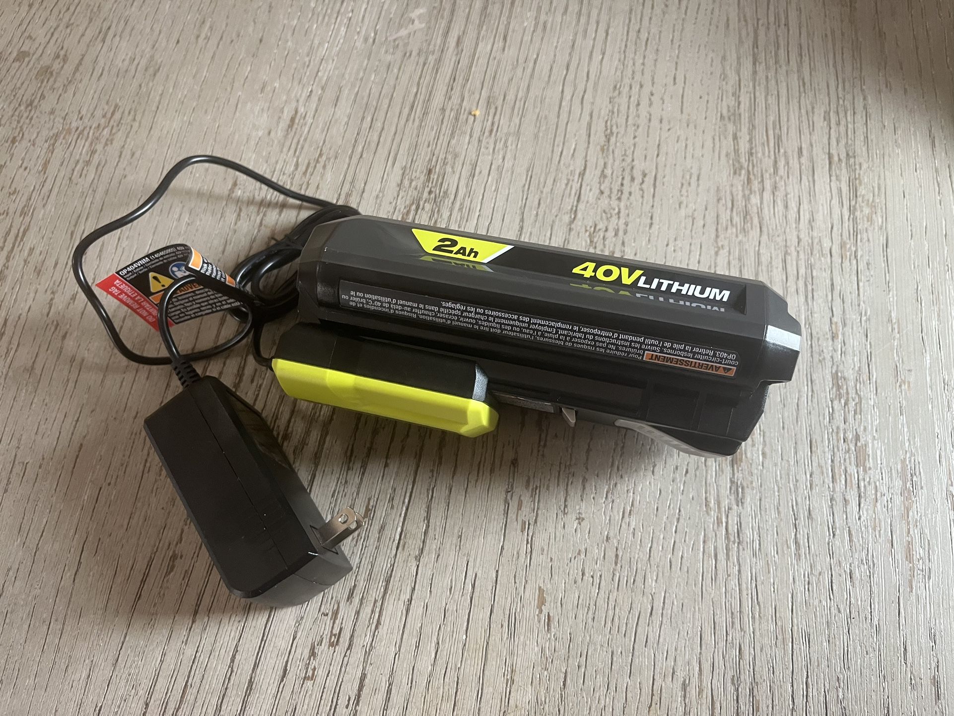 Ryobi 40 Volt Charger and Battery 2.0