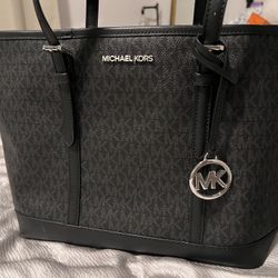 Michael Kors - Bags