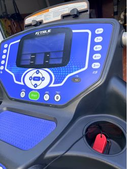 TRUE Fitness PS300 treadmill