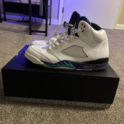 Jordan 5 “GRAPE”