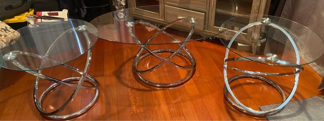 3 piece modern coffee table and end tables