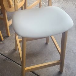 VESCASA 26"H Farmhouse Rattan Back Counter Stools