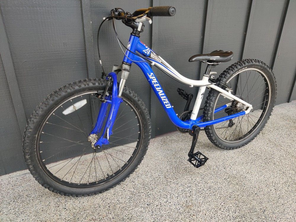 Specialized Hotrock 24" 7-Speed Hybrid Gravel/Mountain/Road Bike - Front Shocks - Light 12" Frame - TUNED - NEW Sram Grips - Kenda Tires (MSRP $380)