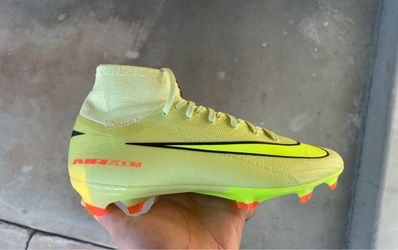 Nike mercurial pro size 6 men’s 7.5 women’s new