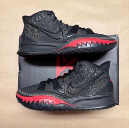 Nike Kyrie 7 Bred Men’s size 9.5 Basketball Shoes Rare!