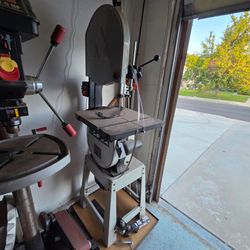 Delta 14" Band Saw