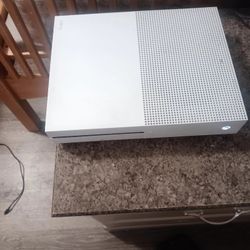 XBOX ONE S