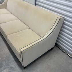 Bernhardt XL large four seater sofa in solid condition , but needs to be cleaned…  108 “ wide , 37” depth , 35 “ high . $100 