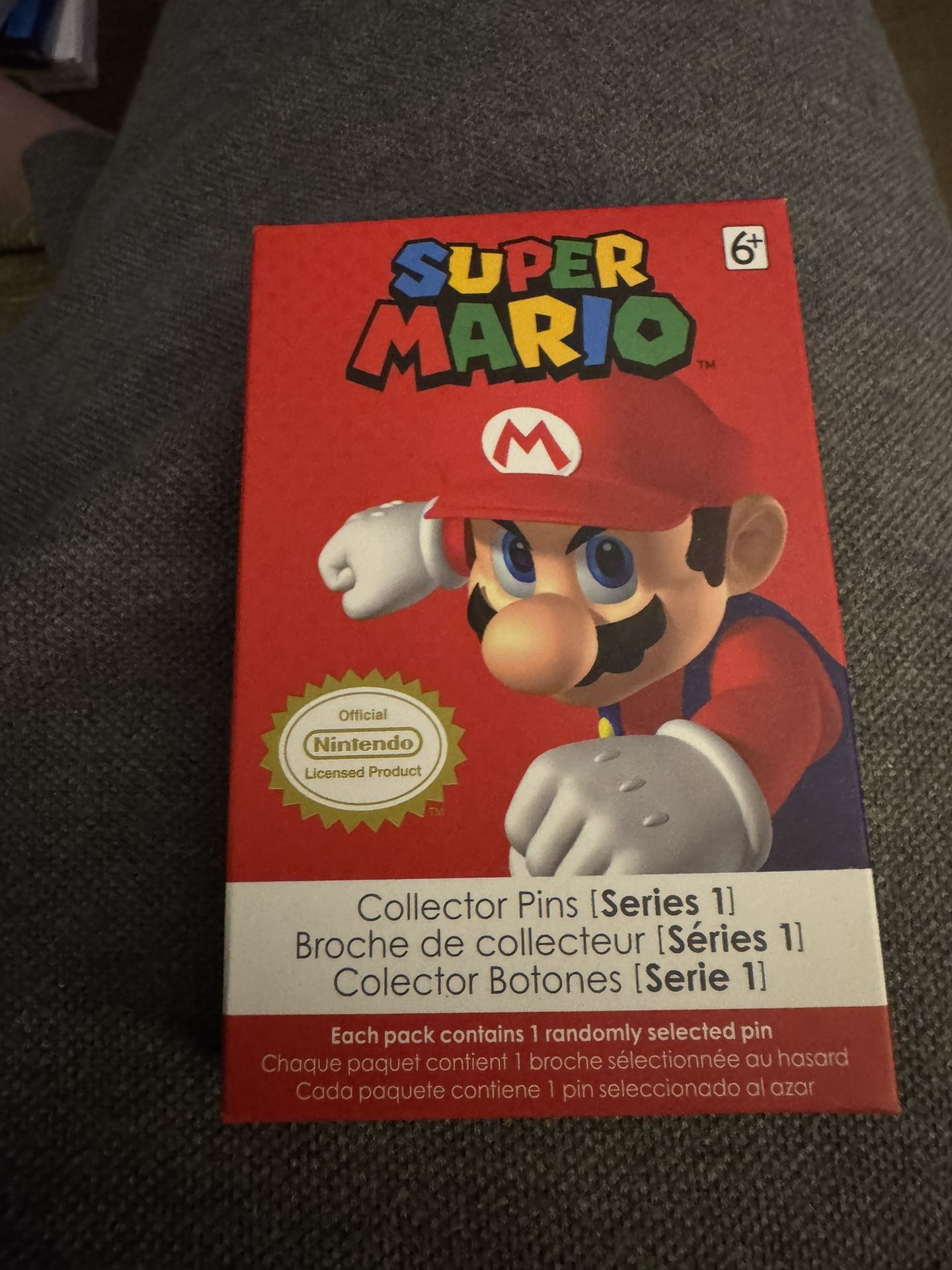 Nintendo Super Mario Series 1 Collector Pins Random Pin Box (Brand New/Sealed)