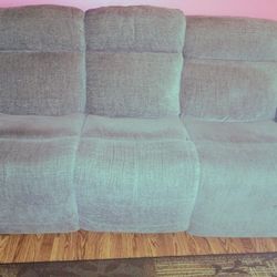 Broyhill Electronic Reclining Sofa