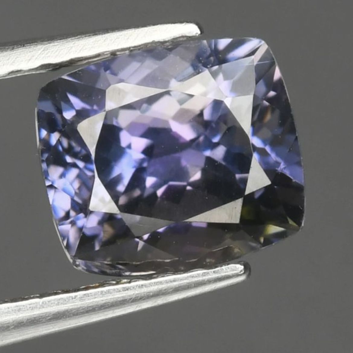 2.06Ct Natural Tanzanite