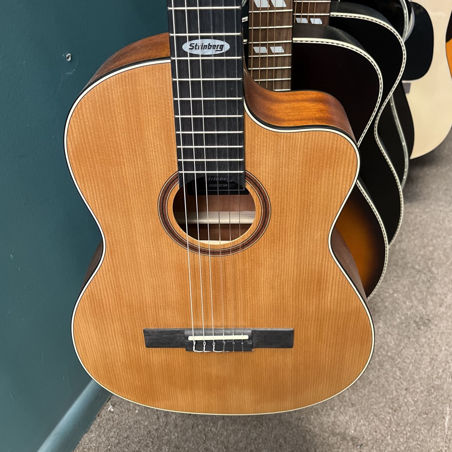Strinberg Classical Guitar With Electronics