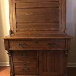 Unique Antique Desk With Cubbyholes Galore