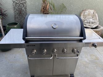 Capt N Cook 5 Burner Has Grill With Side Burner