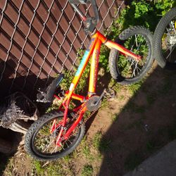 Cool Little Cannondale Bmx 16 Inch  Both Bikes Are 16 Inch The Yellow Bike Has Disc Brakes And Nice Freewheel 