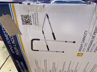 Home bed assist handle