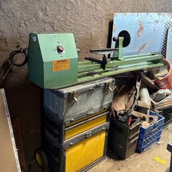 Central Machinery 14” X 40” Wood Lathe