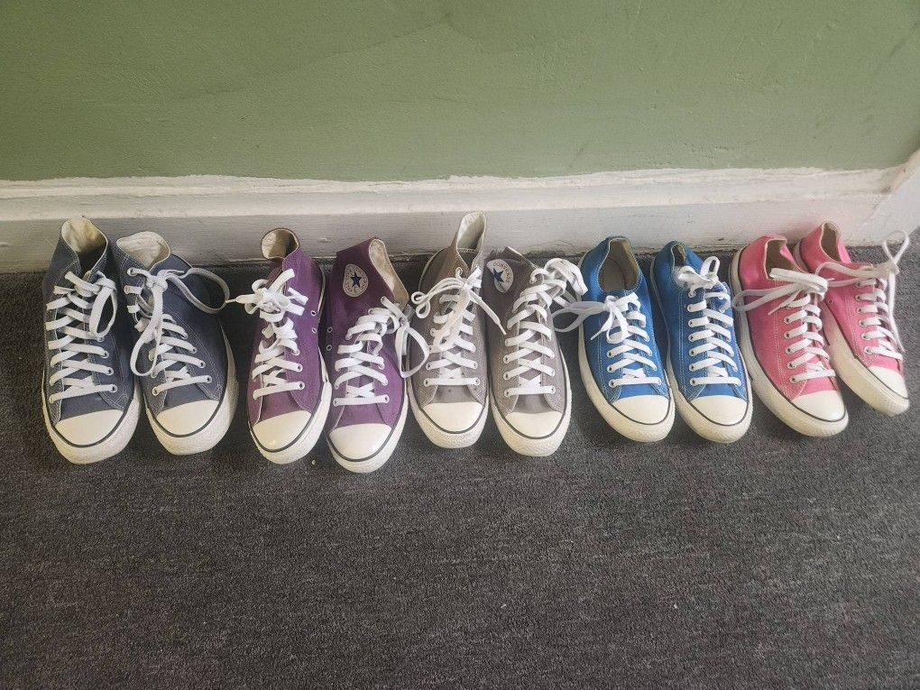 Five Pairs Converse Chuck Taylor Size 11 For Trade