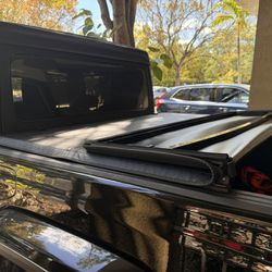 Truck bed Cover - Foldable
