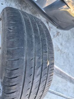 Bmw wheels and tire