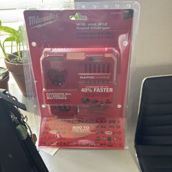 M18/M12 Milwaukee Super Charger