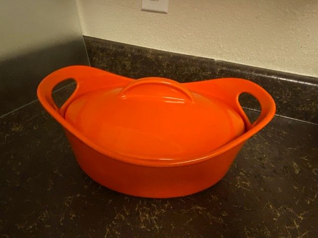 (New)Rachael Ray Stoneware 2.5Quart Casseround Covered Round Casserole, Orange
