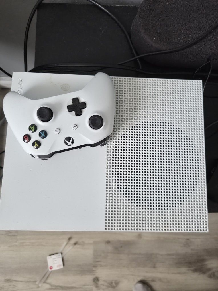 Xbox One S