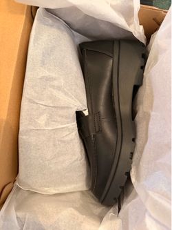 Brand New Clarks girls shoes