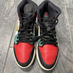Jordan 1 Mid (Size 10) *Beaters*