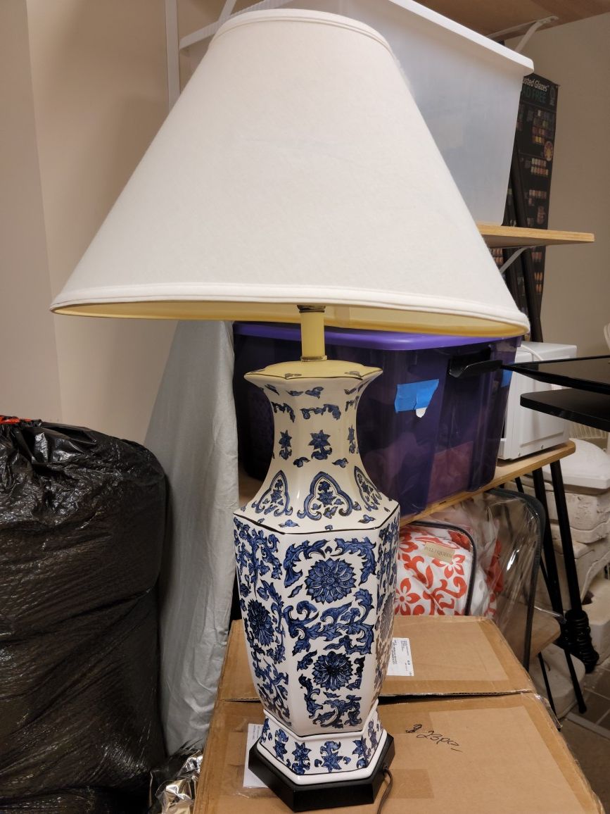 Lamp blue and white