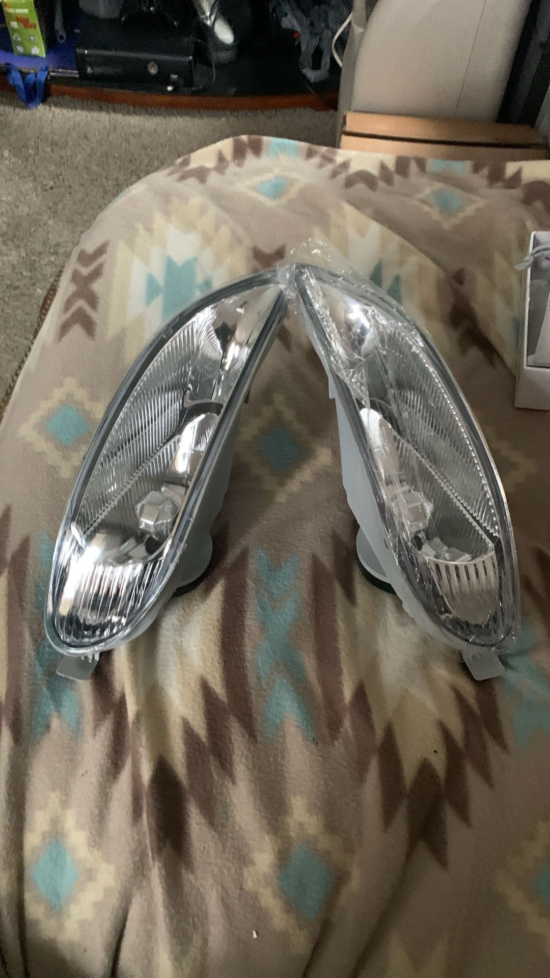 New 24 Lens Pc.  Housing Pp T20    945 200 06/05 