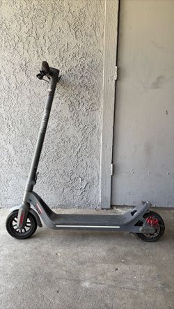 I bought a new back tire, but it doesn’t hold the air