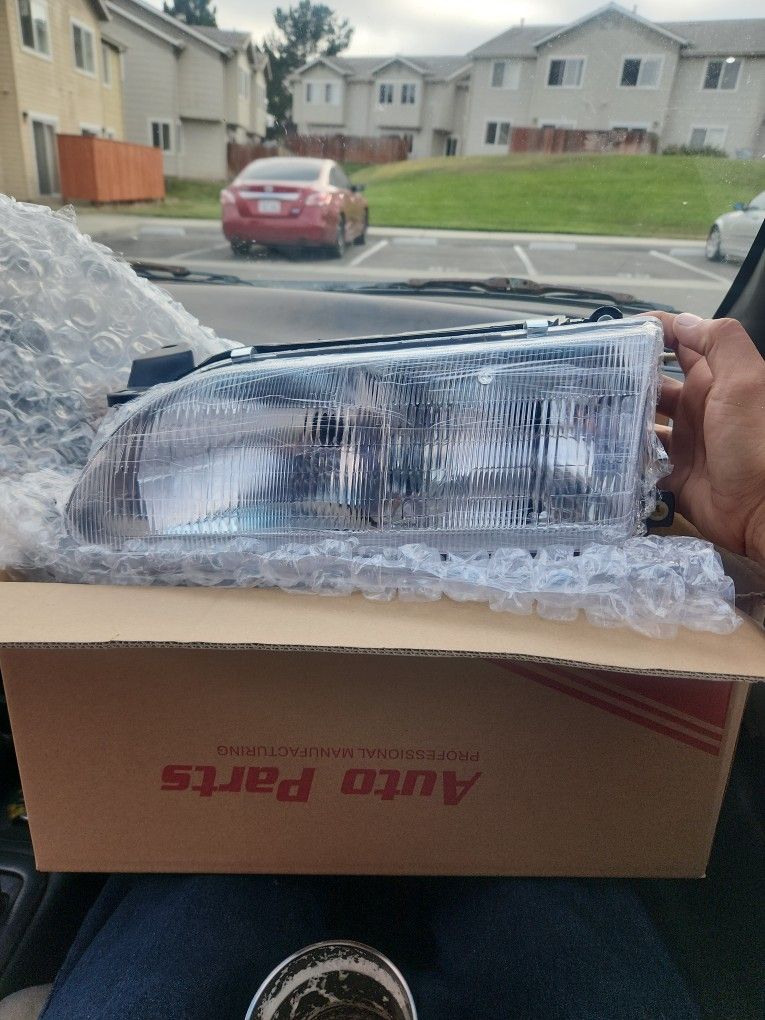 Toyota Corolla [93_96] Headlights Pair.