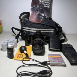 Minolta Maxxum 5000i 35mm Film Camera Kit w/ 70-210mm Lens & Flash