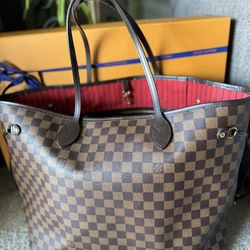 Authentic Louis Vuitton Neverfull GM!