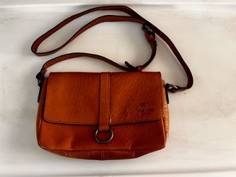 Leather crossbody bag