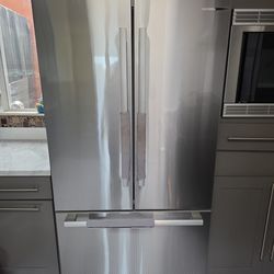 2 year old french door Bosch 20 cu ft Refrigerator for sale