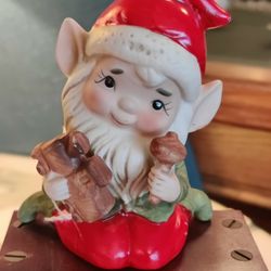 RETRO HOMECO ELF FIGURINE