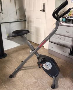Stationary bicycle foldable.